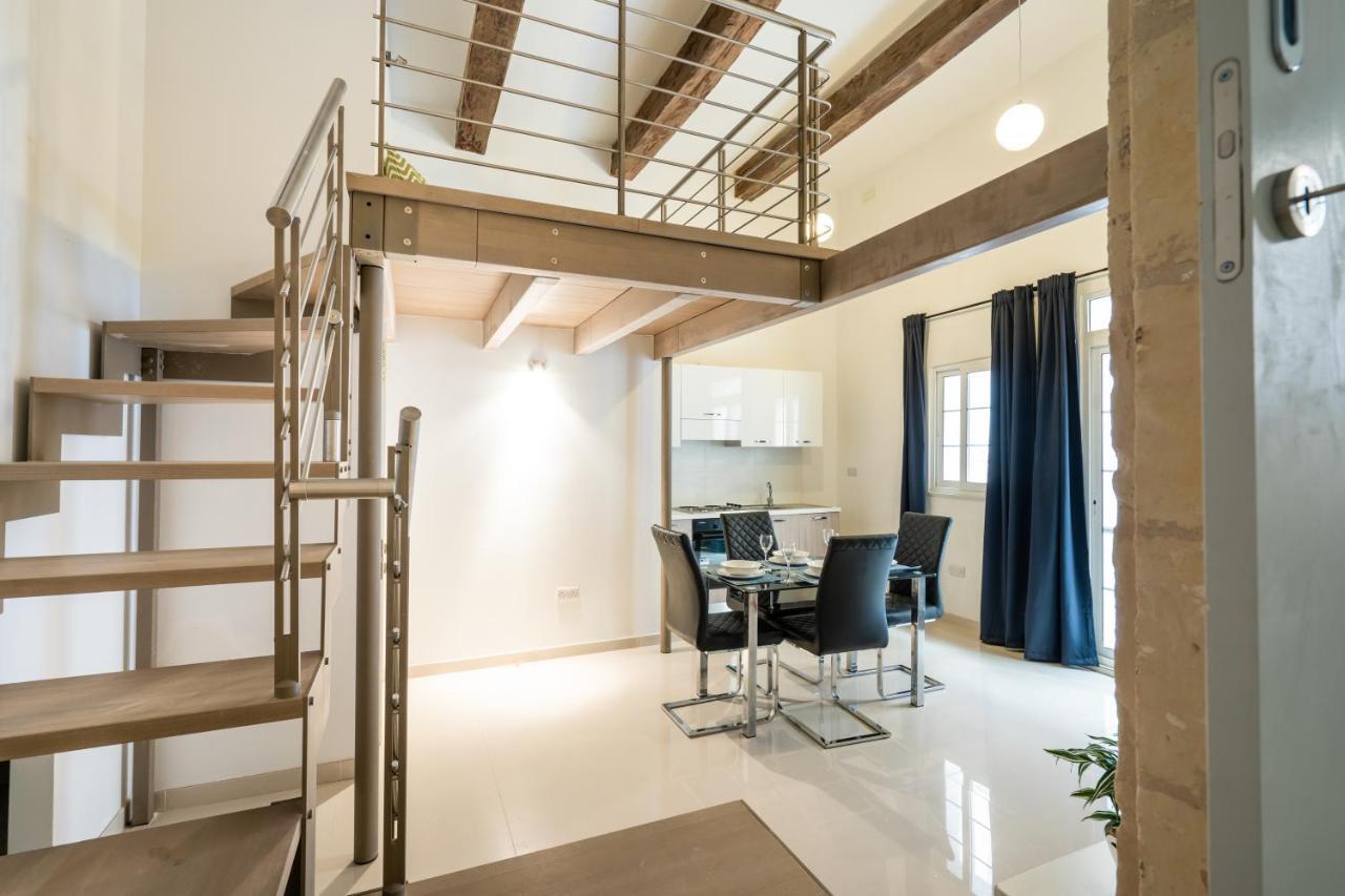Charming Valletta 1 Bedroom Apartment Off Republic Street Sleeps 4 Kültér fotó